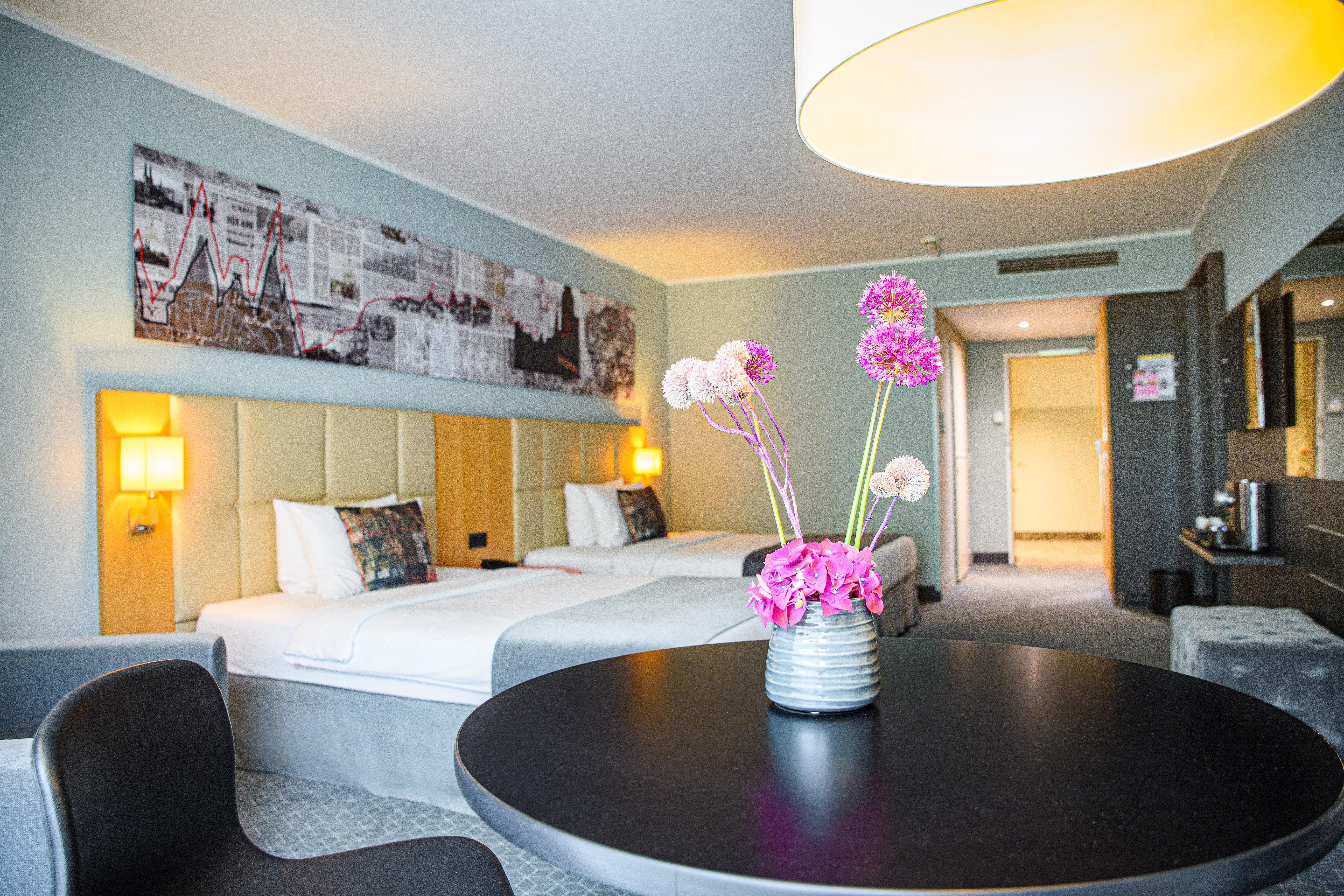 Holiday Inn Luebeck By Ihg Exterior photo